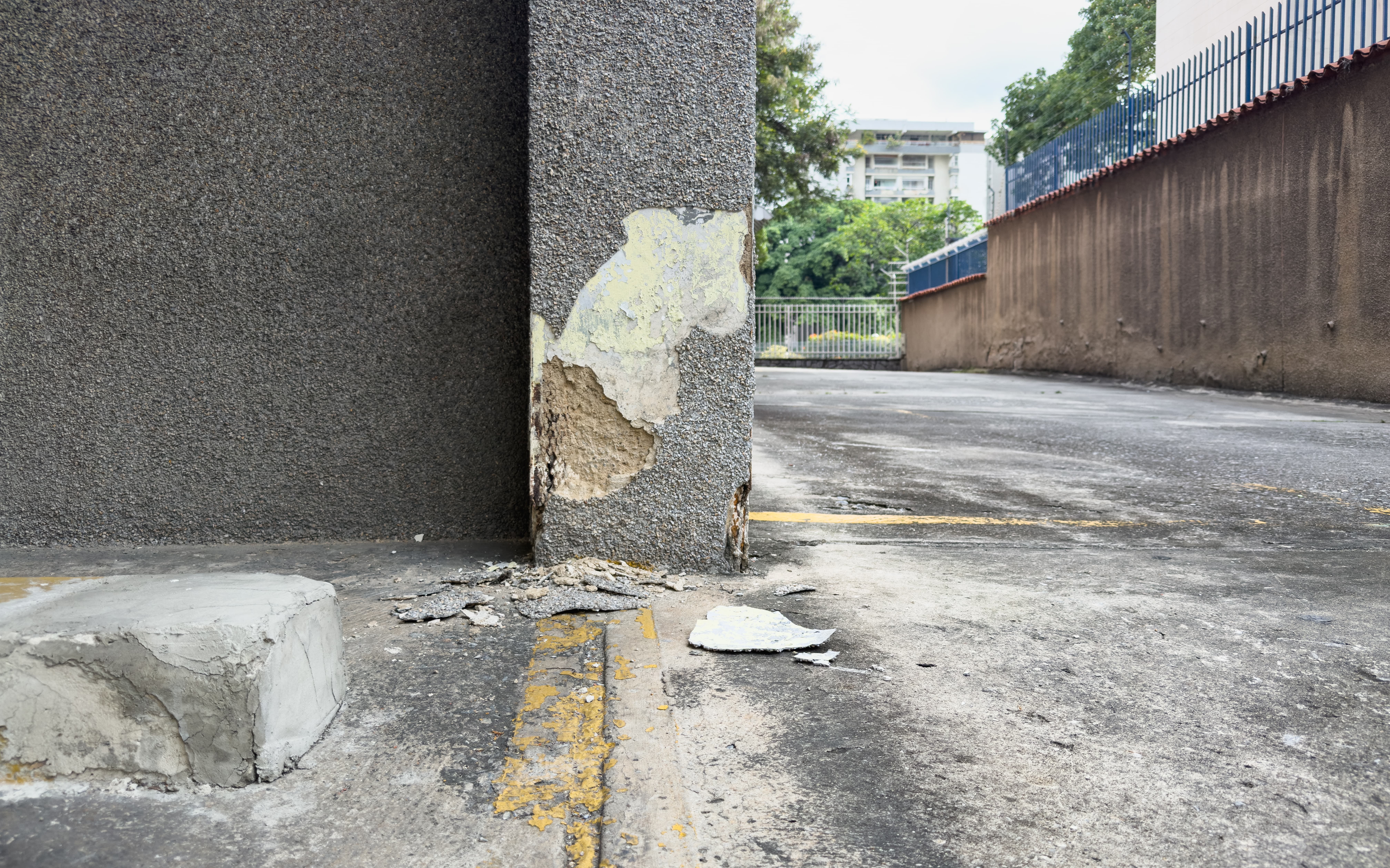 Self Storage Due Diligence: Crumbling Walls